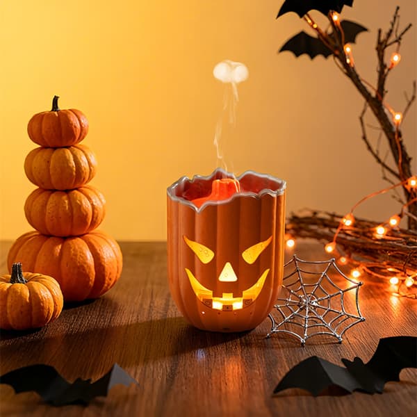 Halloween-luftfuktare med manet- och pumpadesign, RGB-ljus, aromafunktion och timer