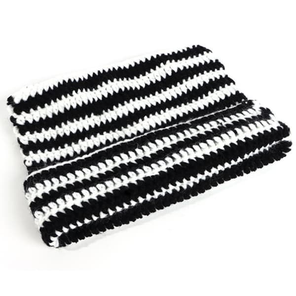 Leikkisä Devil Knitted Hat Black+White Black+White