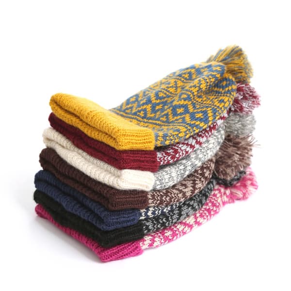 Stilren Akrylstickad Mössa med Pom Pom - Varm Vintermössa Black Black