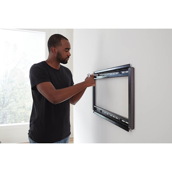 Tiltande Väggfäste 42"-90”