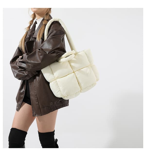Stor Puffer Tote Bag Axelväska White White