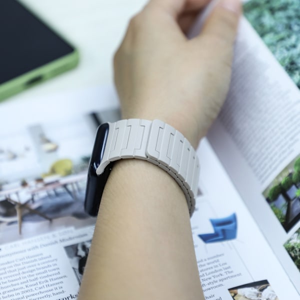 Magnetisk slingrem för Apple Watch 38/40/41 mm Vit