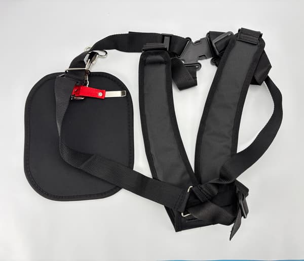 Ergonomisk röjskärssele - Svart