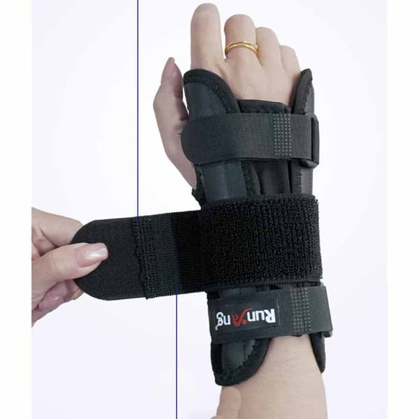 2-pack Svart Handledsstöd med Metallskena - One Size Passar Alla