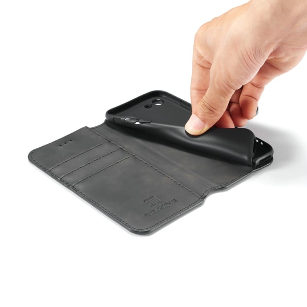 INF iPhone 7/8 mobilfodral PU läder Svart