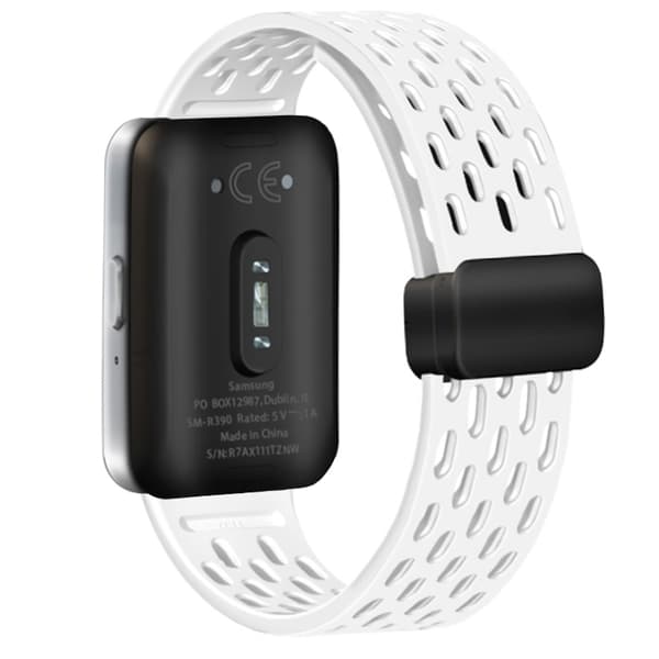Urrem med magnetspænde til Samsung Galaxy Fit 3 White White