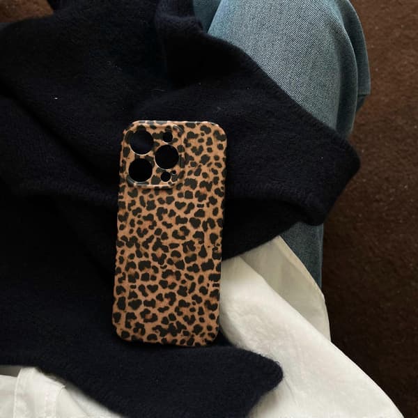 Retro Leopardikuvioinen TPU-kuori iPhone 15 Prolle
