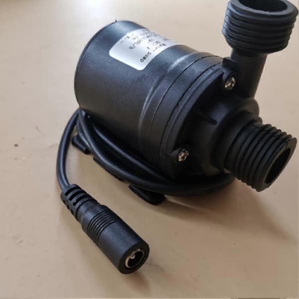 24V Universal Automatisk Vattenautomat Vattenpump Liten Vattenpump Borstlös Vattenpump Black