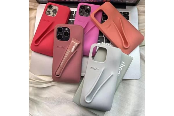 Rhode Lip Case med Listick Lip Gloss 3D Telefondeksel - Toast