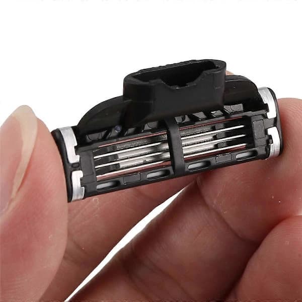 24-pak manuelle Mach 3 erstatningsbarberblade, kompatible med Gillette Mach 3 barberblade til mænd.