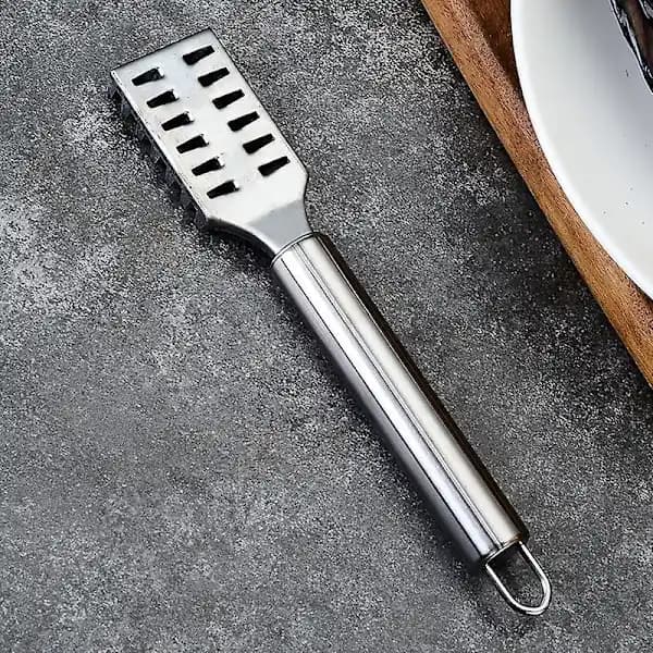 Stainless Steel Fish Scaler - Comfortable Grip, Easily Removes Fish Scales, Kitchen Tool