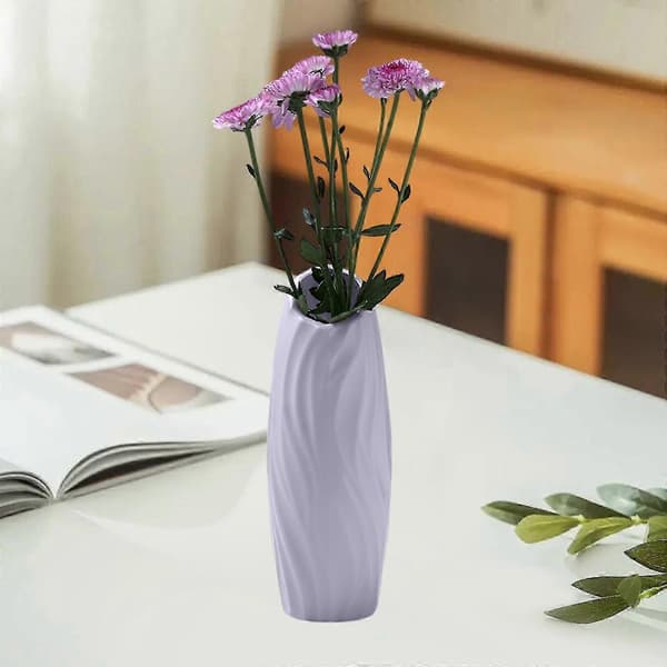 Geometrisk plastvase egnet for Yvan Brand