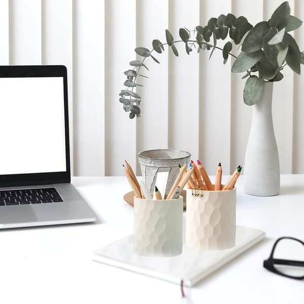 Nordic Style Silicone Pen Holder, Waterproof, Simple and Modern Desktop Storage Box (Beige)