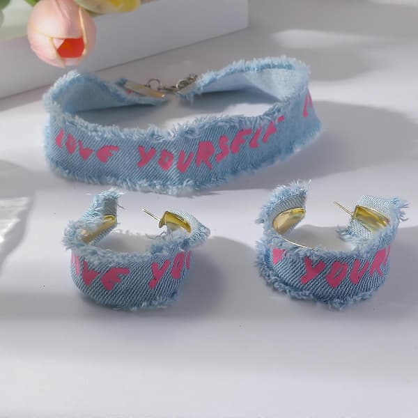 Chic Denims Blå Tekstil Halskæde og Øreringe Sæt Moderigtigt Smykkesæt Modetilbehør til Stilfulde Piger_Överraskningsgåva