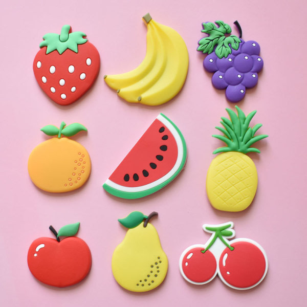 Set med 9 söta tecknade fruktformade whiteboard kylskåpsmagneter,