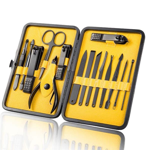 UNIQ Grooming Set 15 pieces - Nails, feet, face & eyebrows