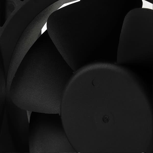 BERM Højtydende køleventilator Hurtig varmeafledning ABS-hus 2400-2500 RPM Chassisventilator til computer DC24V