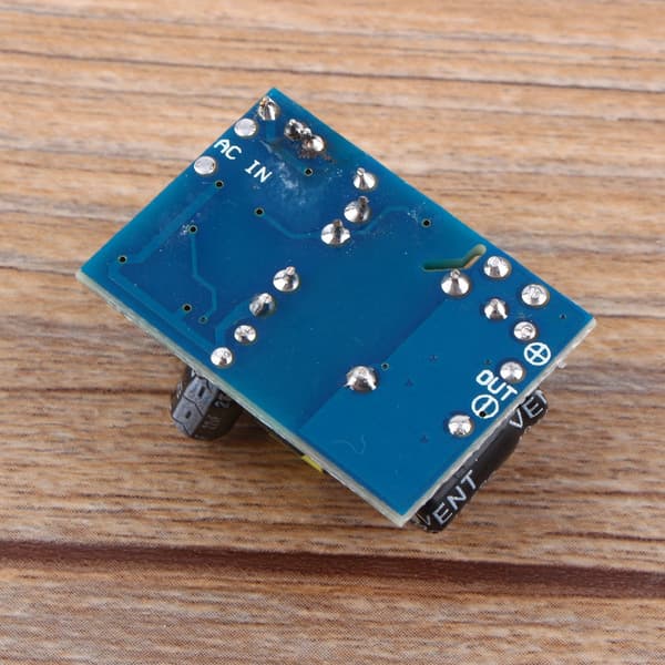 C-DC 3,3V700mA isolert strømforsyningsmodul 220V/110V til 3V Step Down
