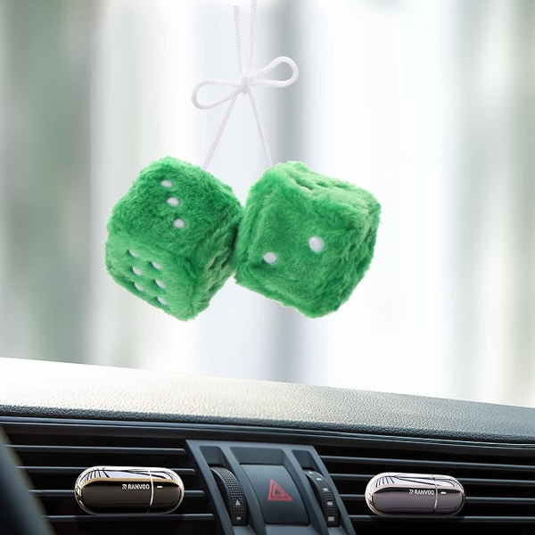 Bilhengende lodne terninger Myk terningornament med sugekopp Hengende dekorasjon Hengende terninganheng med prikker til bil Green