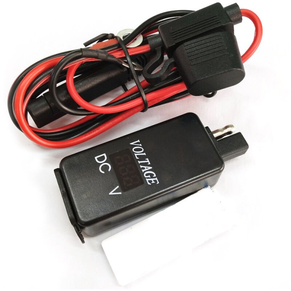 5V 3.1A moottoripyörän USB -laturi USB sovittimeen jännitevirtanäytöllä Täydellinen puhelimen tabletin GPS-laturiin, malli: musta