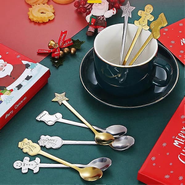 Julbestickset för julen Lättskött Tål maskindisk för eleganta julbord Silver