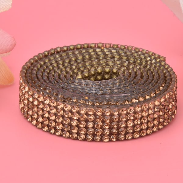 5 rader 1m Rhinestone Trim Ribbon Hot Fix Crystal Chain Trim Plaggtillbehör Dekoration (Kristallgul)