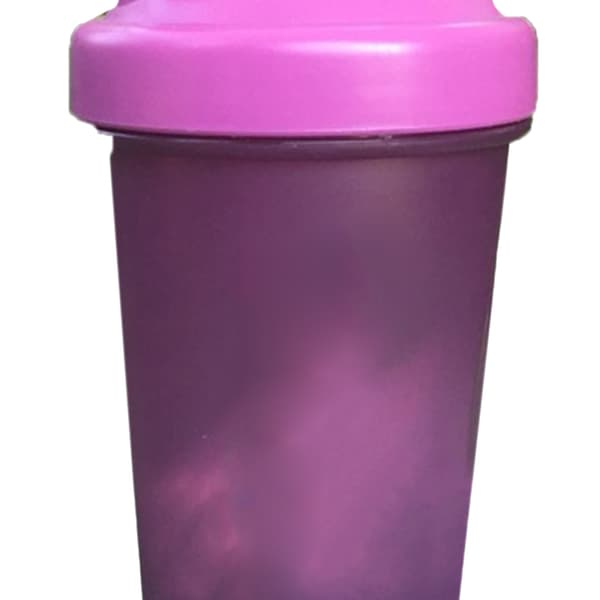 Proteinpulver Shaker Kop PP Shakerflaske med Rustfrit Stål Kugle til Blanding 500ml Lilla