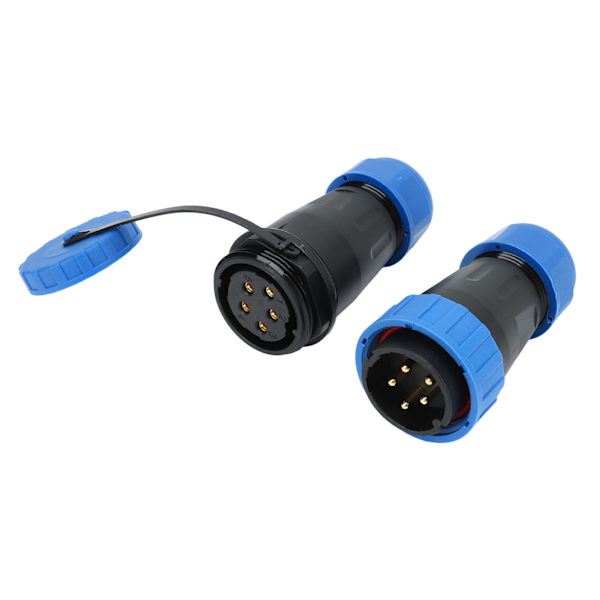 Vedenkestävä pistoliitäntä 380V 45A hitsaamaton naaraslentovirtapistoke 5 nastaa, liitäntäkoon 2,8x5 mm