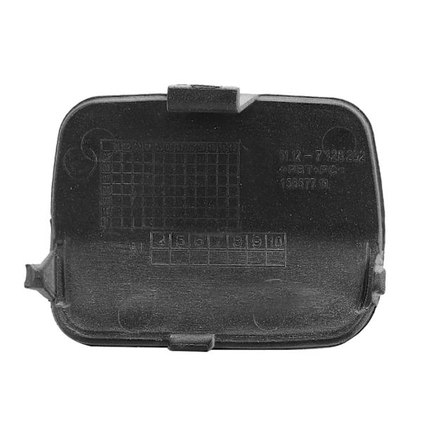 Takapuskurin vetokoukun silmukan suojus 51127161497 Sopii 3-sarjaan E92 E93 328i 335i