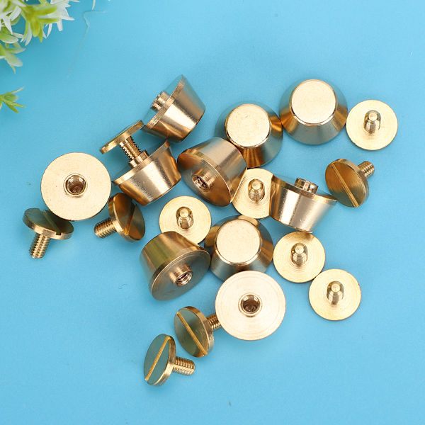 10 kpl Nailhead-jalat Käsilaukku Matkatavaroiden Tasainen Niitti 12mm Messinki Materiaali Nahkatöihin