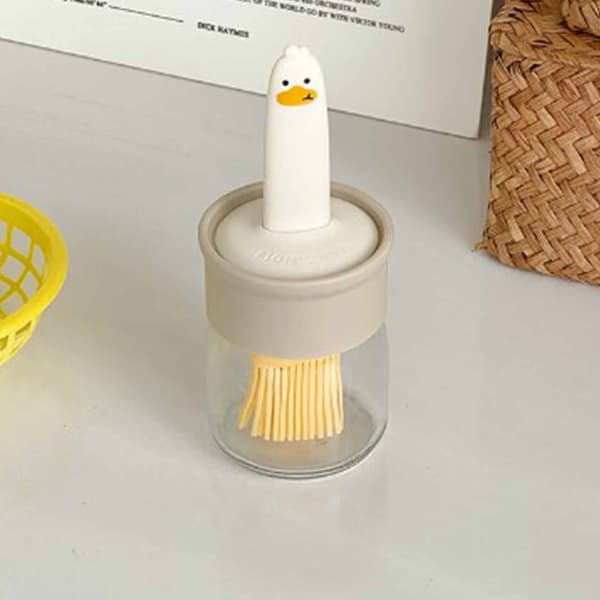 Oljebeholder med silikonpensel Oljedispenserbeholder for kjøkkenbaking, matlaging, grilling, beige