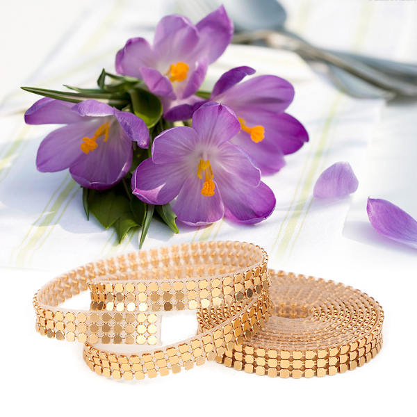 1,5 m 3 riviä Alumiiniverkko Rhinestone Nauha Ompelee Strass Trim Vaatteiden Tarvikkeet (kulta)