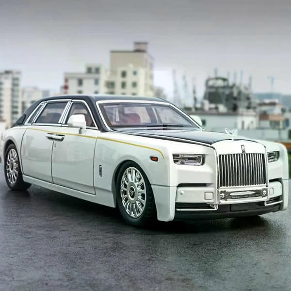 1:18 Rolls-Royce Phantom modelbil, zinklegering træk tilbage legetøj med lyd og lys, realistisk modellegetøj white With Box