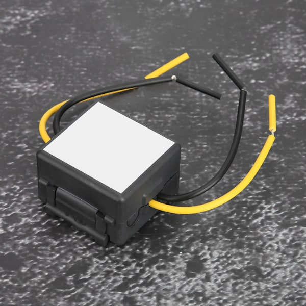 24V till 12V Bilströmförsörjningsomvandlare Fordon Step Down Inverter Spänningsreducerare 3A