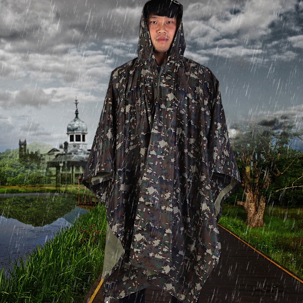 Korkealaatuinen Army Waterproof RipStop Hupullinen Sade Militär Poncho Camping Vaellus