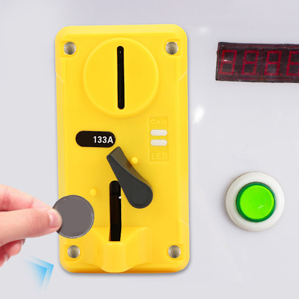 Jämförande myntväljarlåda Acceptor CPU med LED Light Flip Cover för Game Machine Yellow
