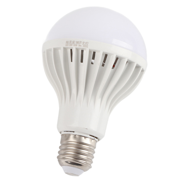 220V Äänianturilamput E27 LED-lamput Äänivalo-ohjaus Automaattinen päälle/pois yövalot Anturilamppu