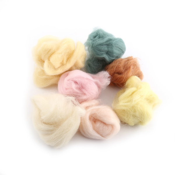 36 färger ullfiberfärgad roving för nålfiltning Hand spinning set