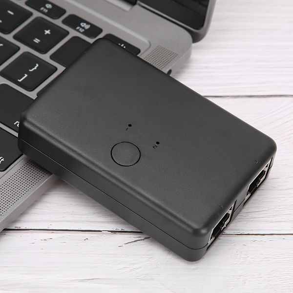 Switcher Portable Network Converter 2-in-1-Out Engineering Plastic Shell Mini Desktop