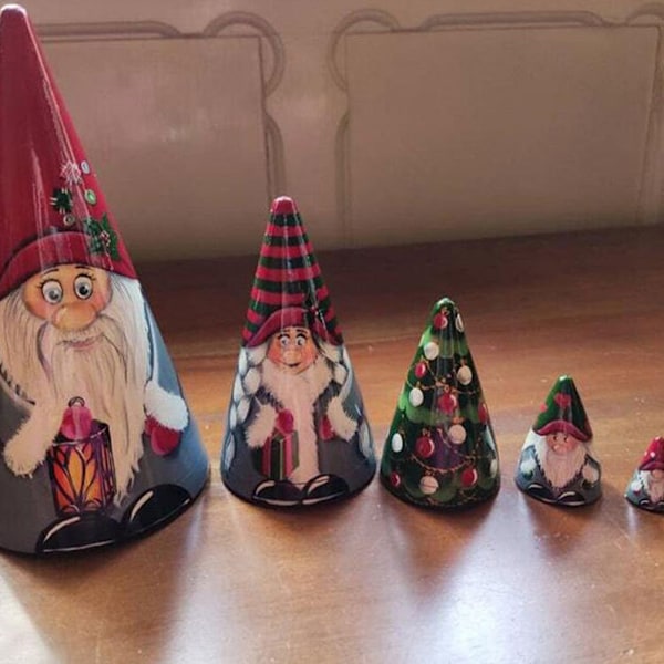5 julbitar Matryoshka Christmas Dwarf Collection Dockor Stapling Dockor Ornament Juldekorationer