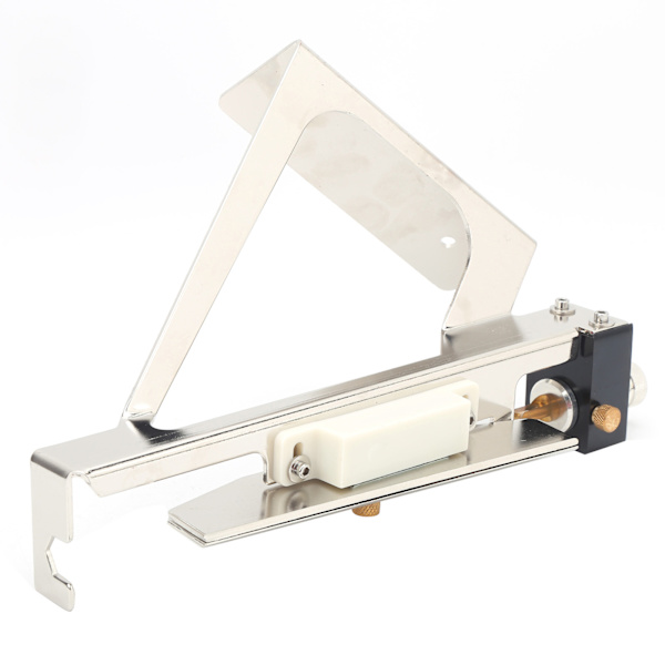 Pilfletching Jig i aluminiumlegering Justerbar DIY-fletching-verktøy Bueskytingtilbehør