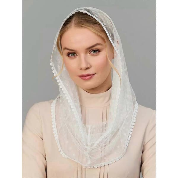 Pustende blonde trekantet skjerf lett hodeplagg kirkelig religiøst hodeplagg egnet for bryllupsfester Ivory white scarf