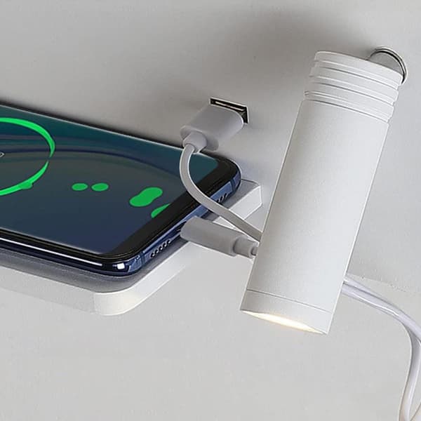 Væglampe med trådløs oplader til smartphone