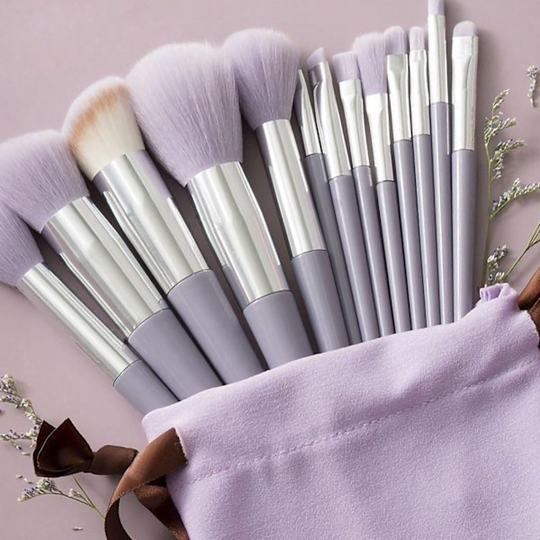 13st set sminkborstar verktygssats Handhållen mjukblandning kosmetikaborstar Kit för ansiktspulver Concealer Lila