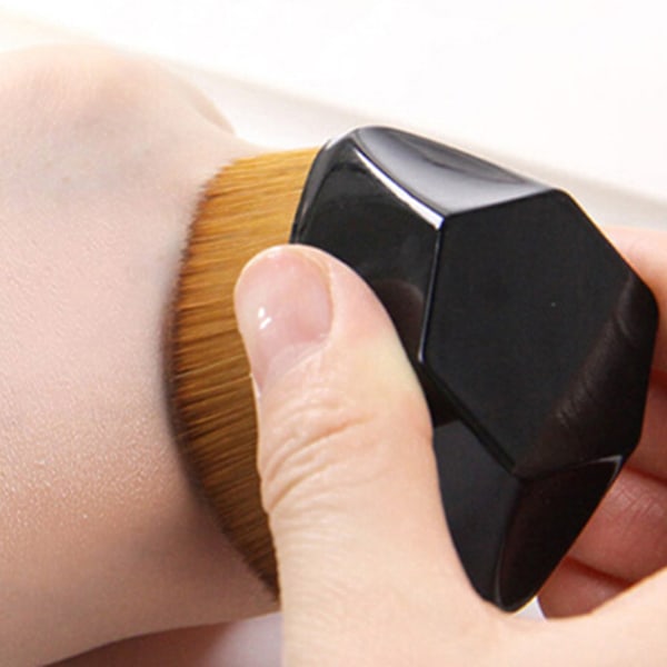 Foundation Makeup Brush Flat Top Shed Gratis stærkt greb Bærbar Makeup Brush Sort med opbevaringsboks