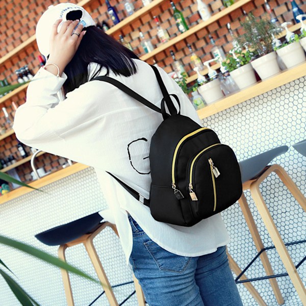 Vedenkestävä Rucksacki Casual Style Nylon Materiaali Vetoketju Pehmeä Mukava Matkareppu Naisille Musta Vapaa Koko