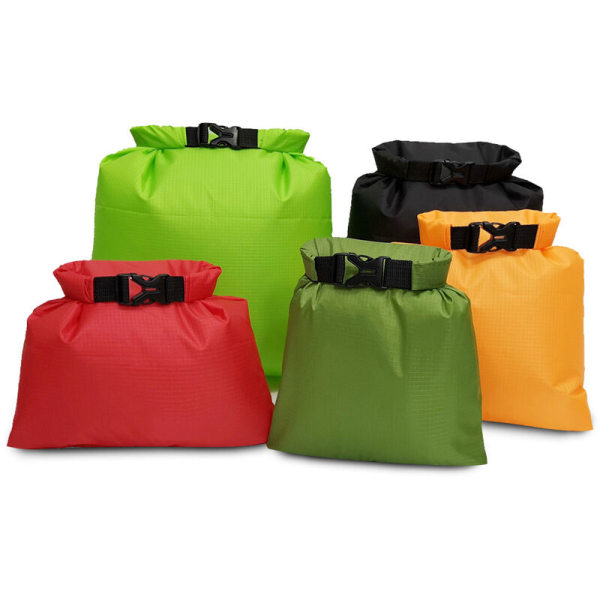 5-delt sæt vandtæt drivende opbevaringstaske, farve 5 (S armygrøn + M rød + L orange + XL sort + XXL frugtgrøn)