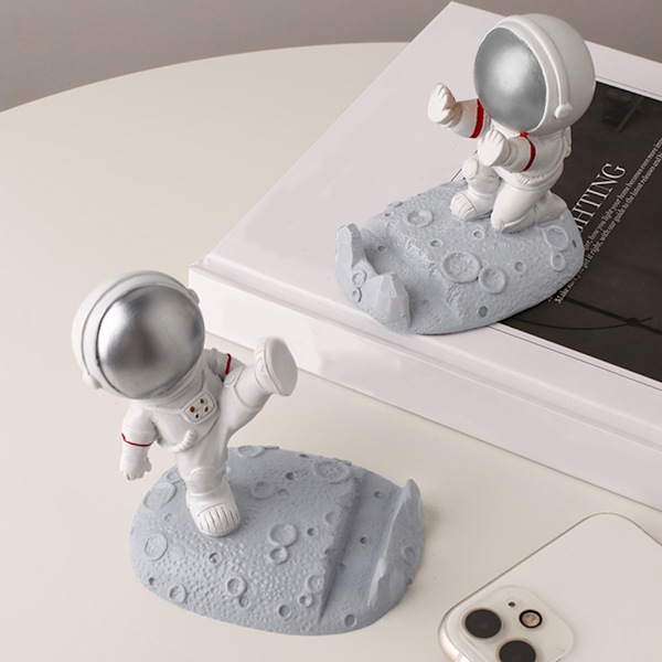 Tegneserie Astronaut Telefonholder Resin Søt Spaceman Telefonstativ Morsom Smartphone Fest for Skrivebord Hjemmekontor