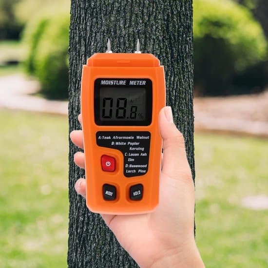 Moisture Meter - Backlit LCD Screen - Moisture Meter for Wood / Building Materials / Walls - Wall Moisture Meter - Wood Moisture Meter - Measuring Tool