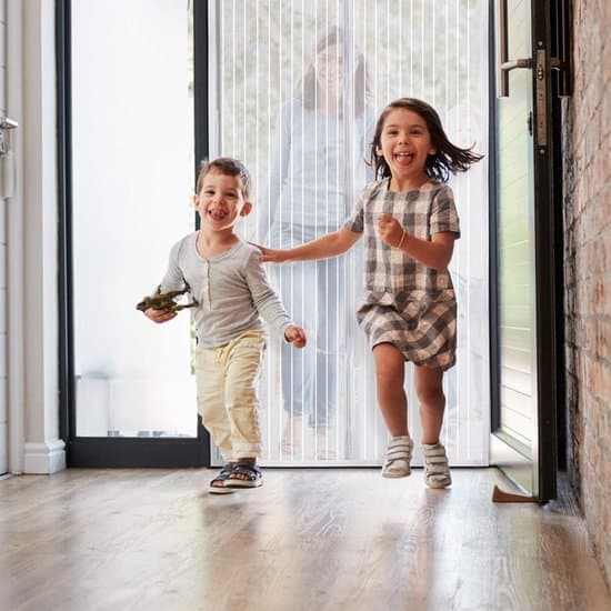 Magnetic Door Screen - 80x210 cm Self-Closing - High-Density Insect Net - No Drilling Required - White